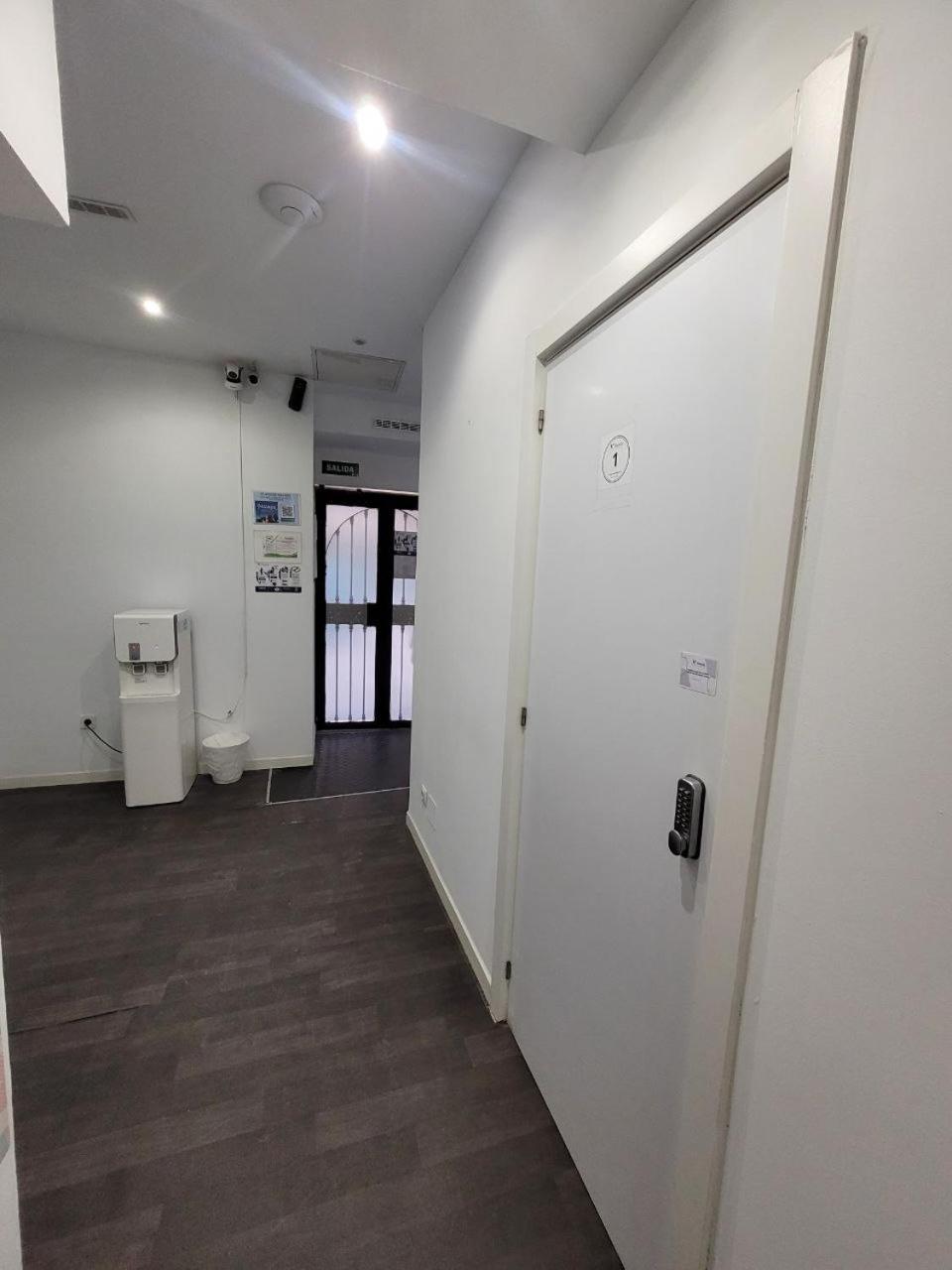 Ayz Frailes - Auto Check-In Property (Adults Only) Μάλαγα Εξωτερικό φωτογραφία